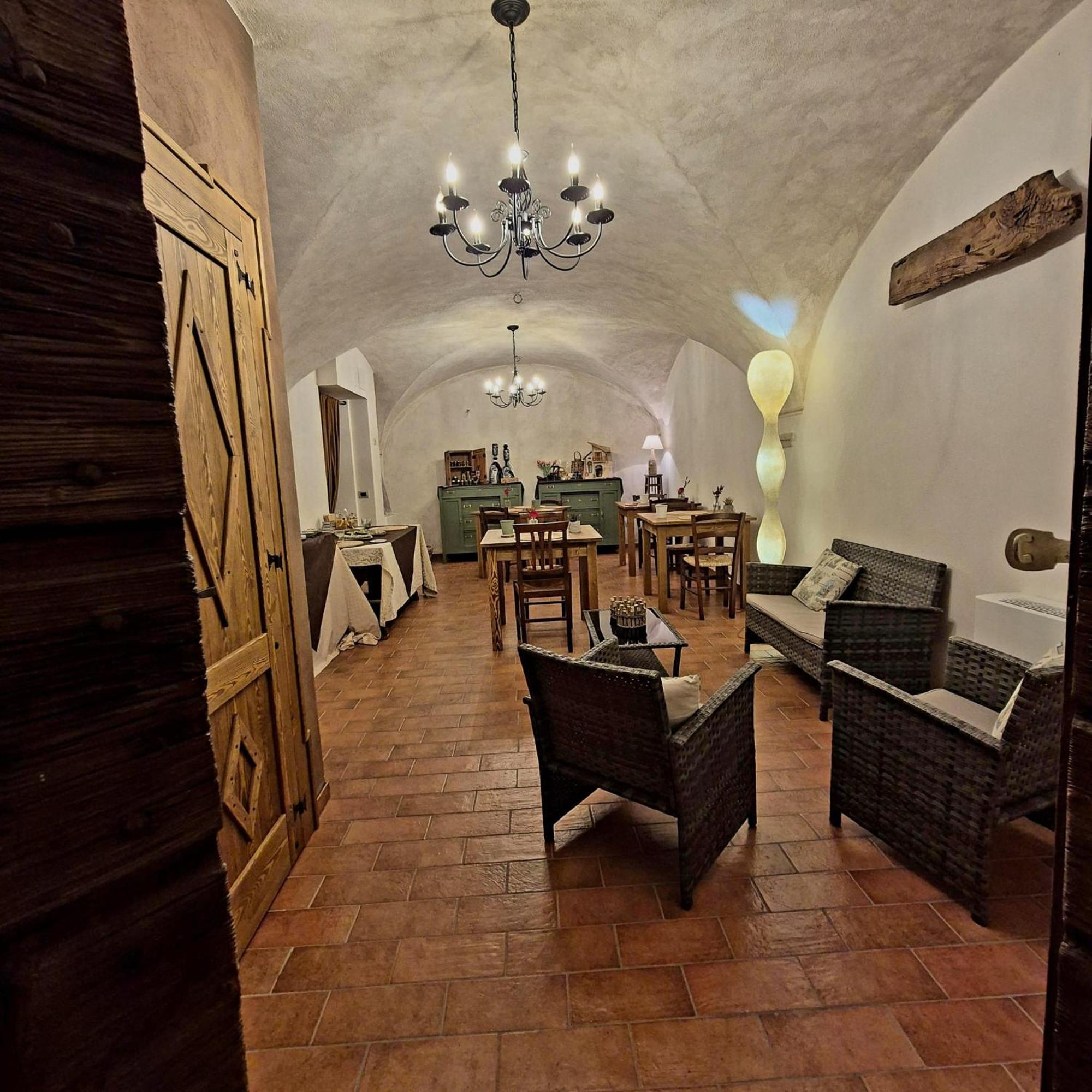 Dimora Dei Baldi - Rooms & Relax Fagnano Alto Eksteriør billede